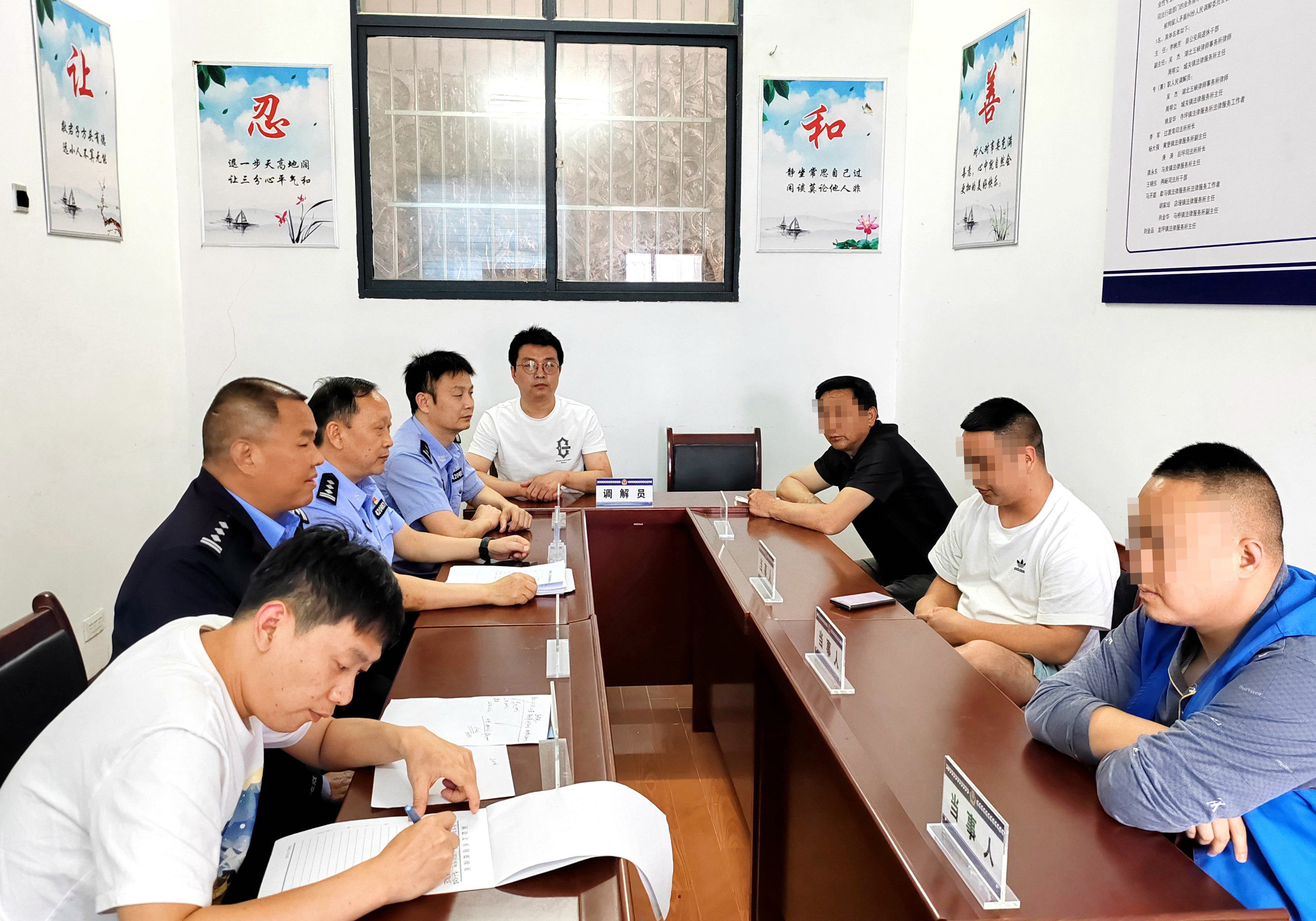 42万蔬菜款被拖欠4年湖北保康警法联调化“薪”结(图1)